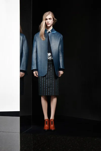 Look 2